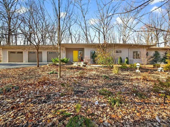 7493 E Rush Ridge Rd, Bloomington, IN 47401