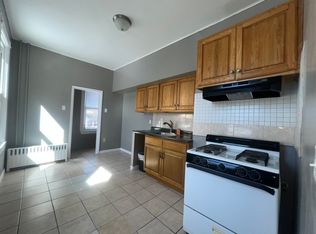 146 73rd St #2, North Bergen, NJ 07047