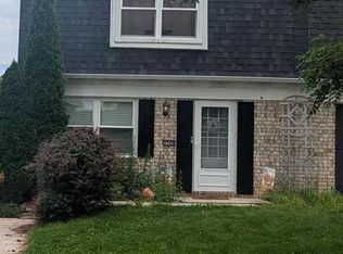 558 Hammond Ave, Hanover, PA 17331