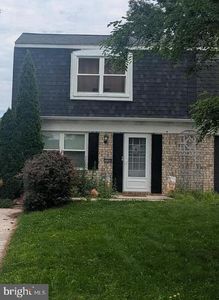 558 Hammond Ave, Hanover, PA, 17331