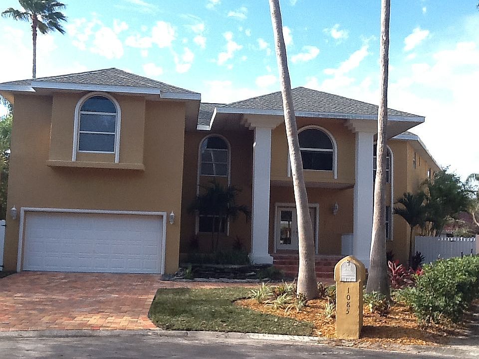1st image of 1085 Sable Ct NE