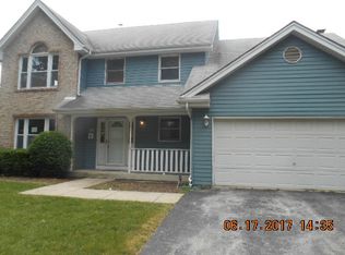 412 N Kenneth Ct, Glenwood, IL 60425