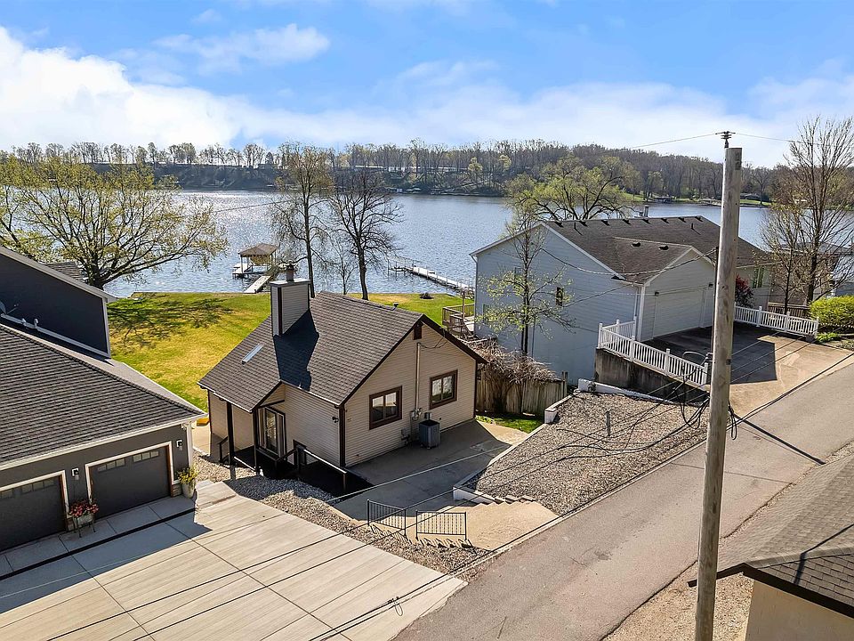 5289 S Gingrich Ct, Monticello, IN 47960 | MLS #202612861 | Zillow