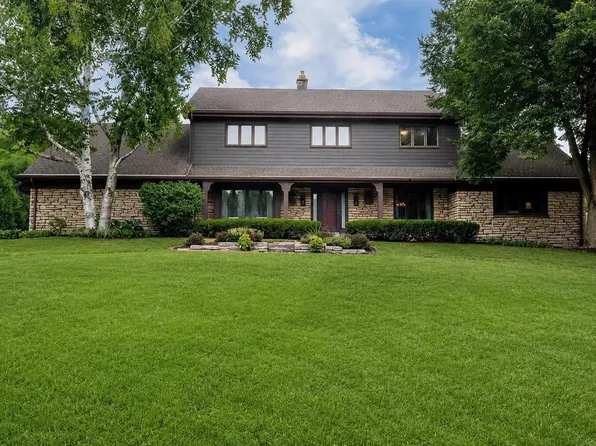 1790 Kelly LANE, Brookfield, WI 53045