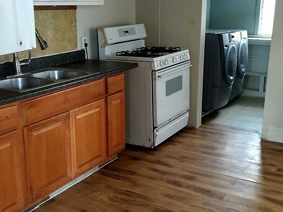 5th image of 3462 E Vista Way #B2