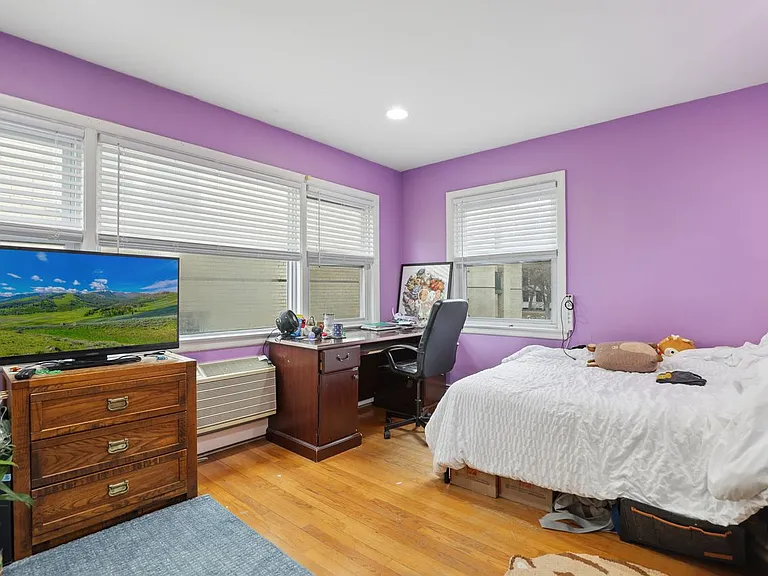 2147 Ridge Ave #2D — Photo 12