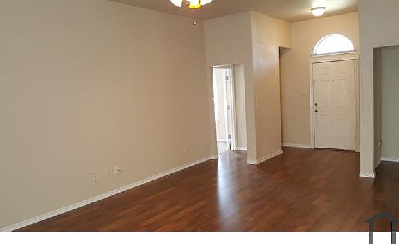 4th image of 7727 Tacoma Dr