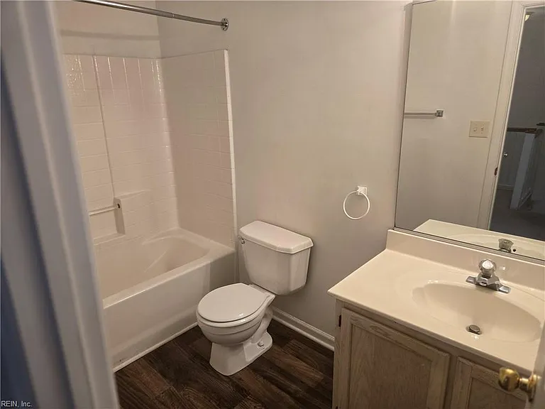 2591 Hartley St — Photo 20