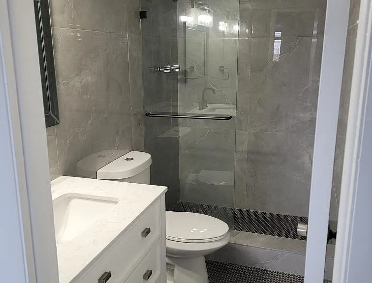 11610 N Bayshore Dr #3H — Photo 17