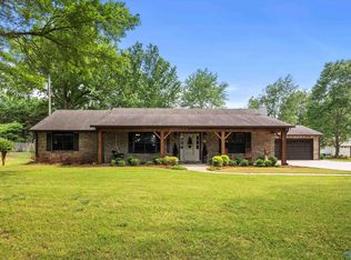 87 NE Shannon Dr, Decatur, AL 35603