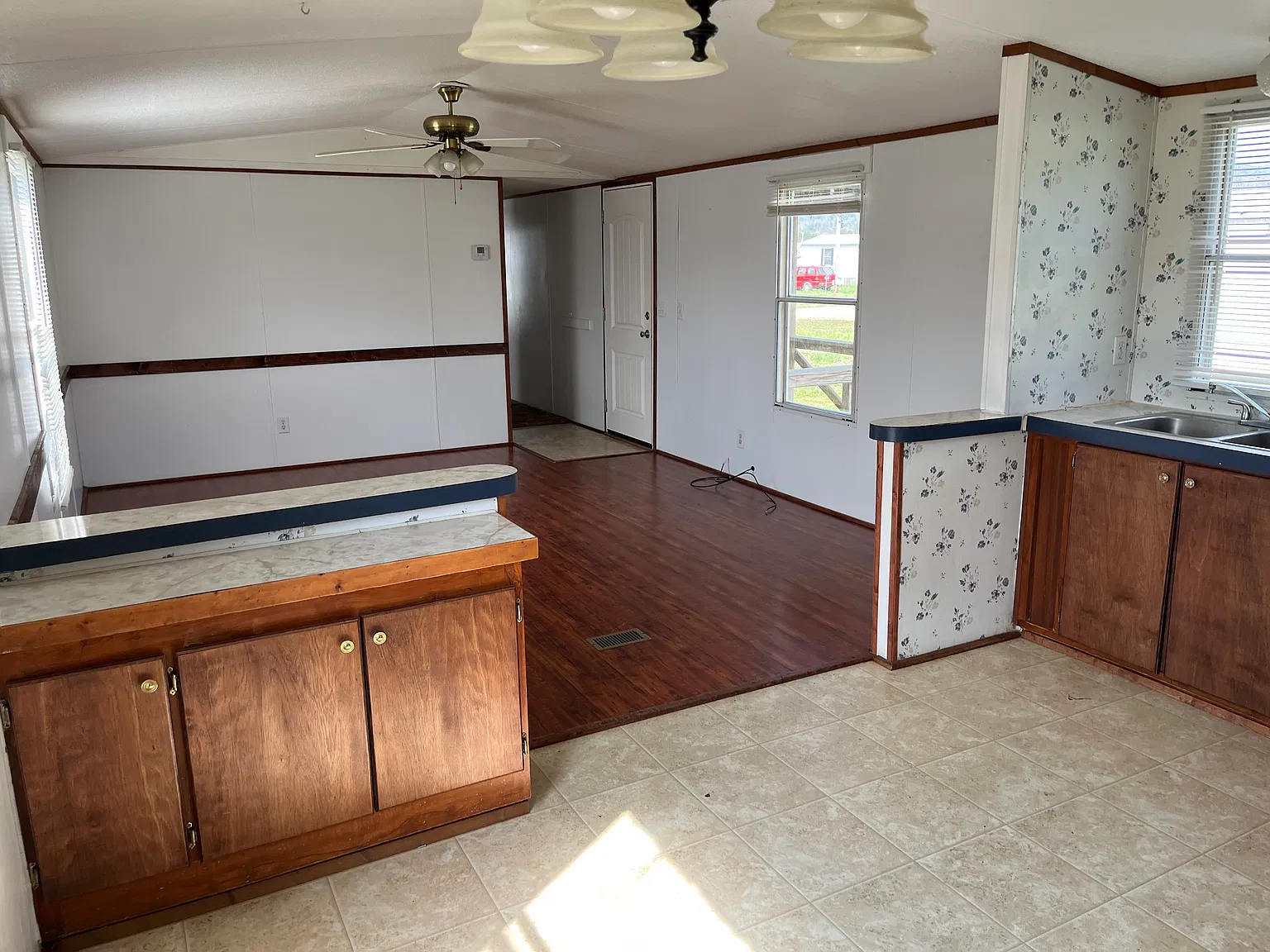 3 bed, 1120 sqft, $1,200 — Photo 4