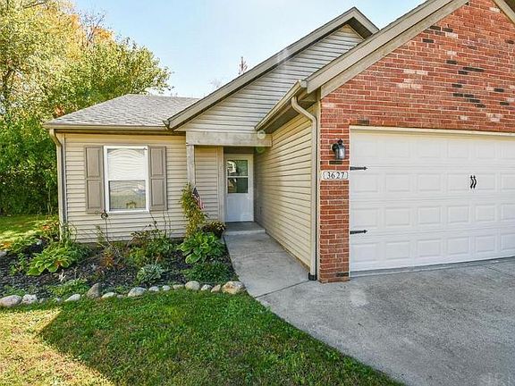 2nd image of 3627 Thornhill Cir E #3627