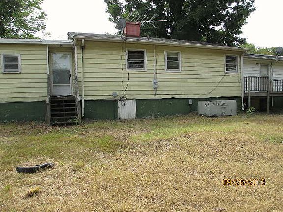 3rd image of 285 Beaver Dr