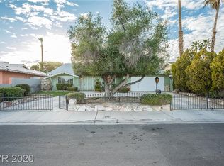4665 Balfour Dr, Las Vegas, NV 89121
