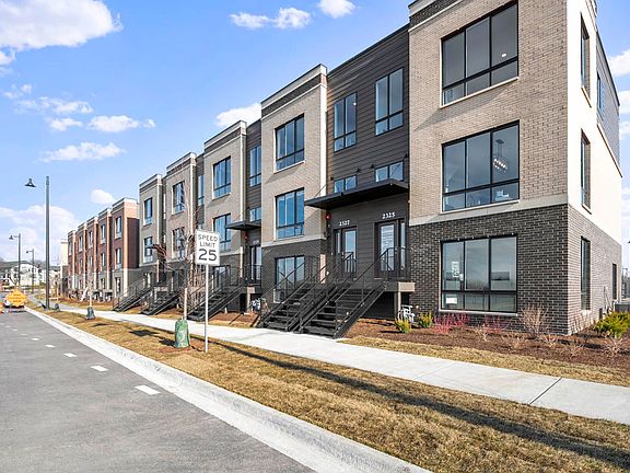 3rd image of 2238 Venture Dr