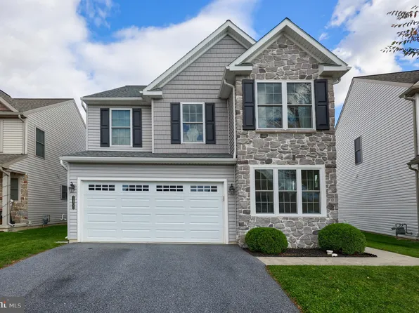 1400 Fieldstone Dr, Mount Joy, PA 17552