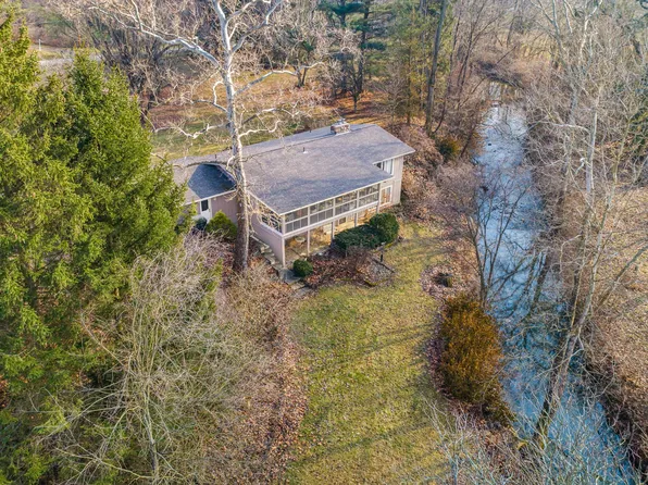 4018 Courter Rd, Pataskala, OH 43062
