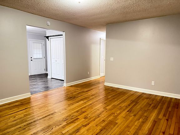 4th image of 818 Lynwood Dr