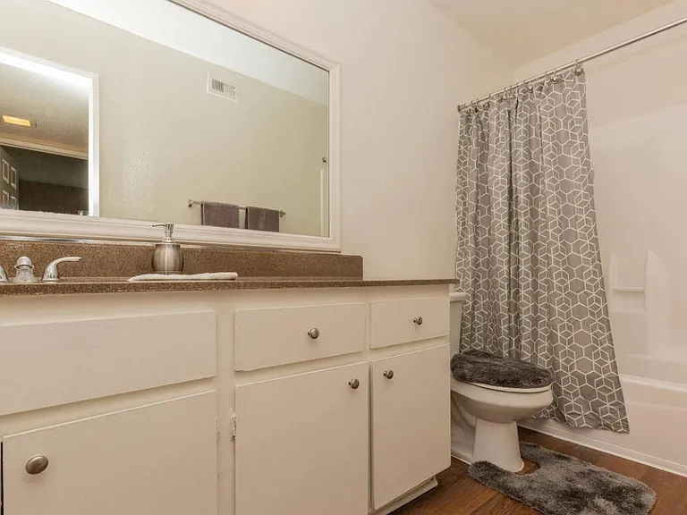 The Meadows Apartments — Photo 31