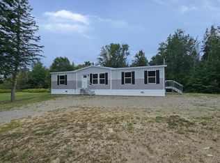 826 Waterville Rd, Unity, ME 04988