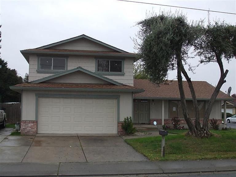 1st image of 3038 W Hammer Ln