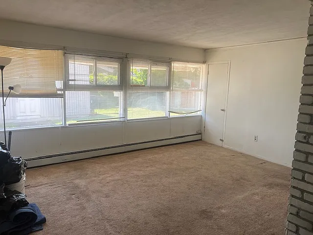 Building Photo - 68 Universe Dr #1