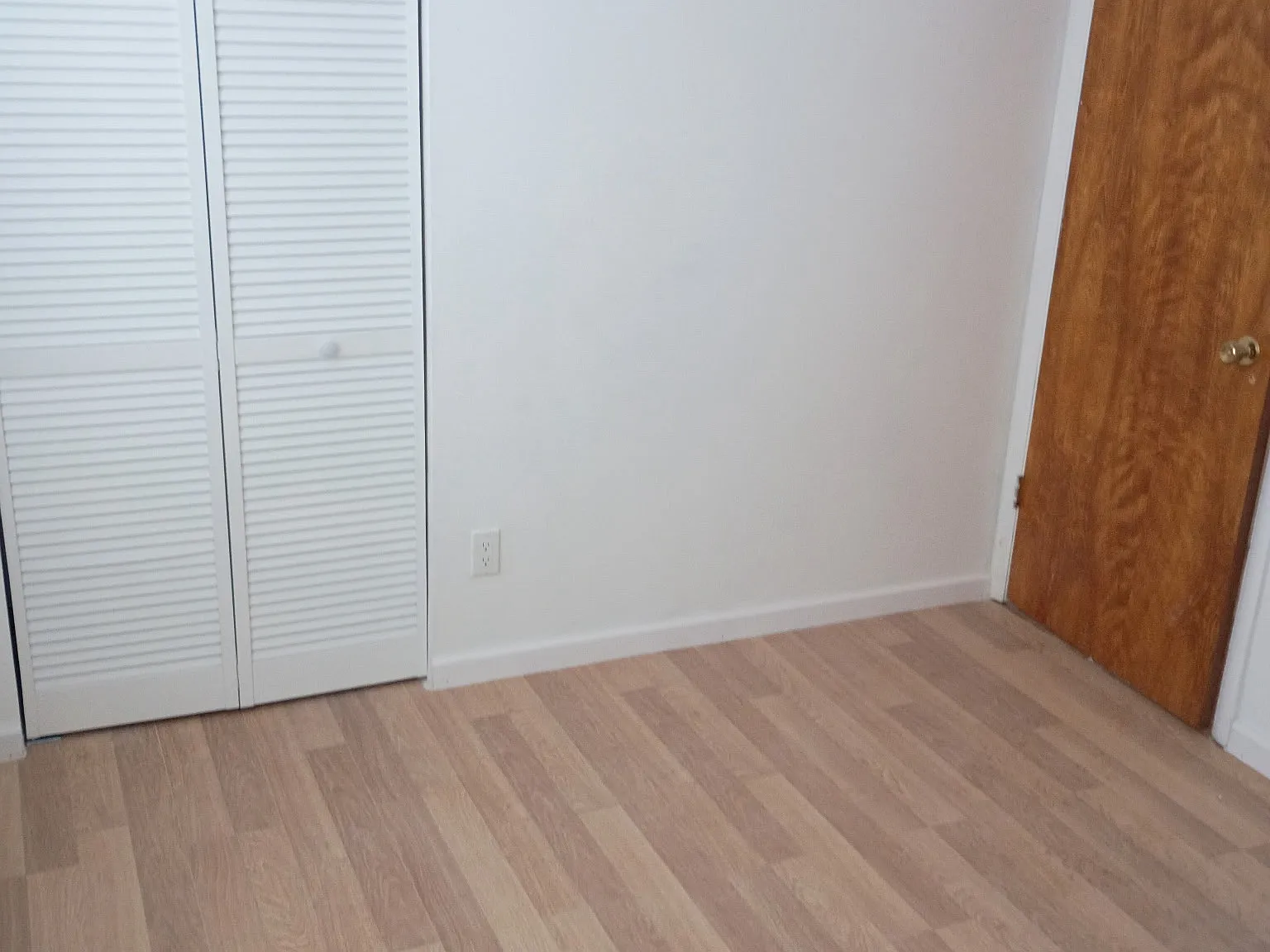7450 Sieloff Dr — Photo 3