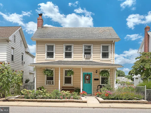 361 3rd St, Hanover, PA 17331
