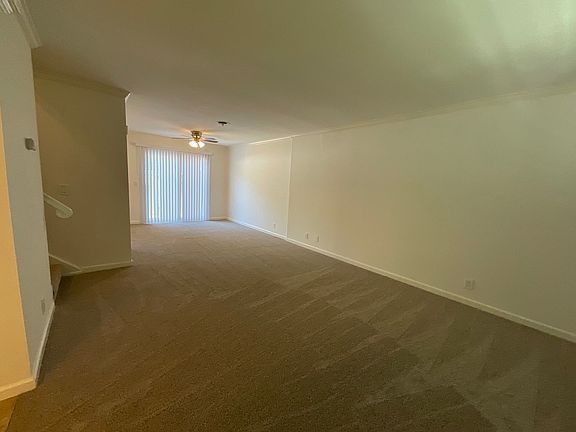 2nd image of 19754 Kingswood Ln