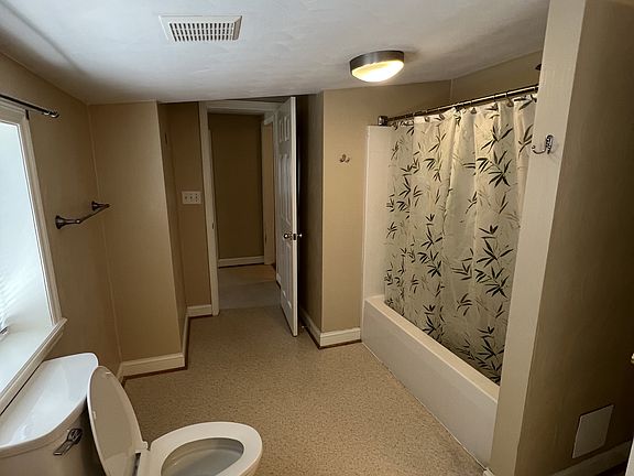 5th image of 203 E Jackson Ave