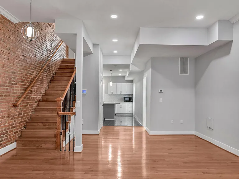 1310 Riggs St NW — Photo 5