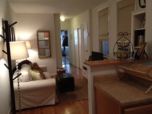 Rented by Avenues Real Estate | media 9