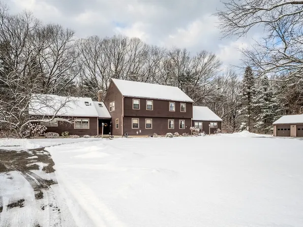 5 Adams Ct #A, South Deerfield, MA 01373