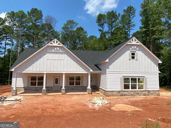 61 River Meadow Dr, Bethlehem, GA 30620
