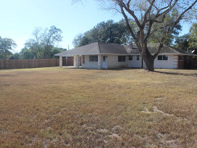 701 Northgate Rd — Photo 8