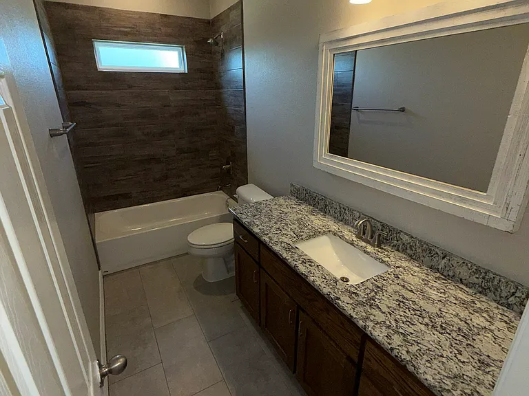 3230 Fenway Cir — Photo 10