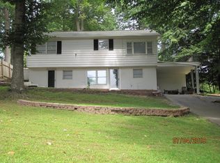 7233 Lakeshore Dr, Quinton, VA 23141