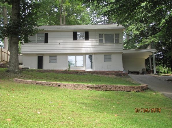 7233 Lakeshore Dr