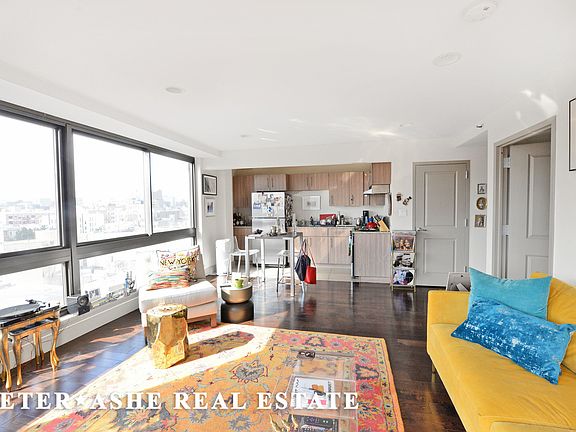 5th image of 203 E 121st St APT 505