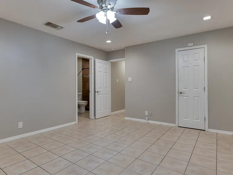 8335 Bent Meadow Dr #BENTMEADOW8335 — Photo 19