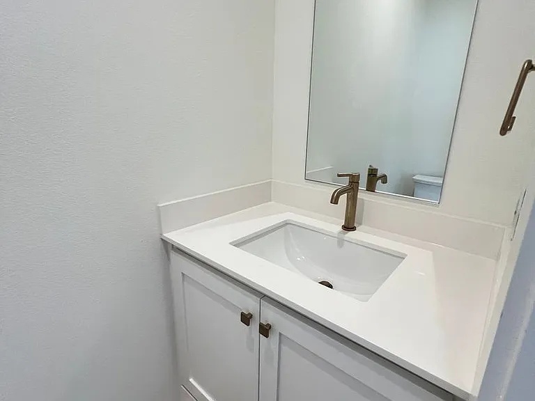 3303 Homer St — Photo 28