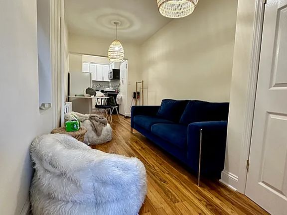 2nd image of 50 Carmine St APT 12