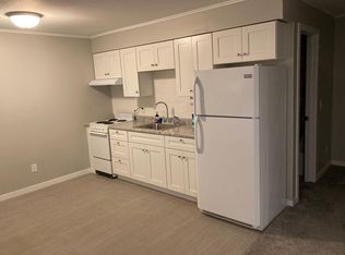 200 E 7th St #6, Delavan, IL