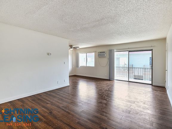 5th image of 8141 Langdon Ave #3
