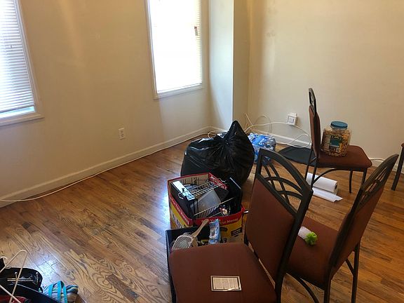 5th image of 125 Lee Ave
