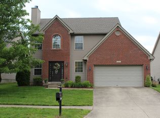1608 Crosstimbers Dr, Louisville, KY 40245