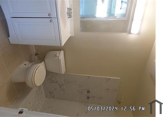 3rd image of 3710 NW 21st St APT 301