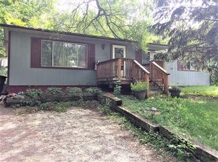 1420 Oak St, Twin Lakes, WI 53181