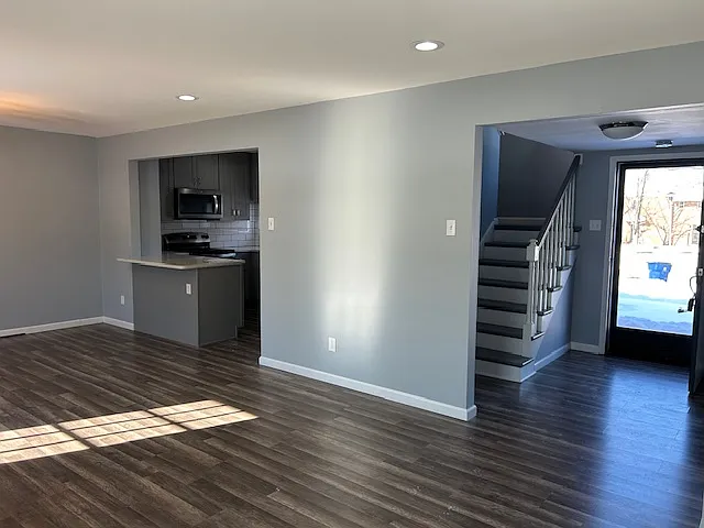12330 Rossridge Ct — Photo 4
