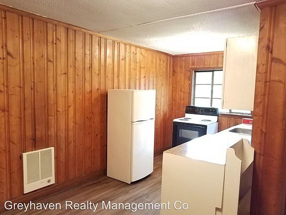 3rd image of 1116 Sewanee Dr APT 4